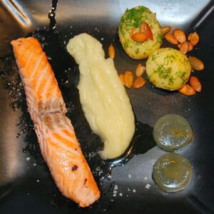 elaborado-salmon-a-baja-temperatura-con-emulsion-de-citricos